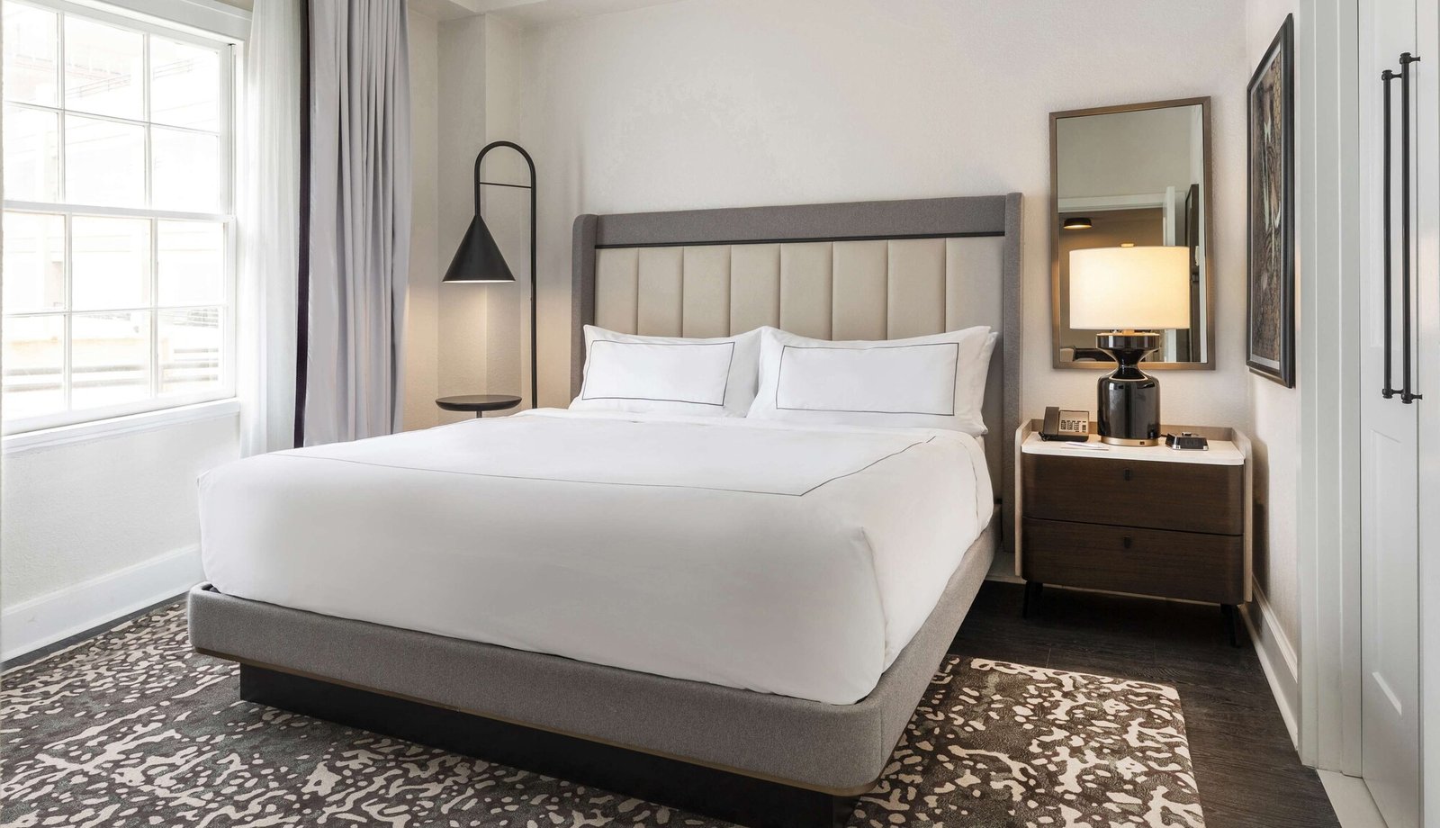 Mills House Charleston, Curio Collection by Hilton, rooms