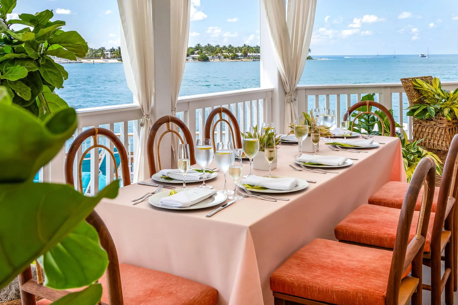 Ocean Key Resort & Spa, hot tin roof restaurant