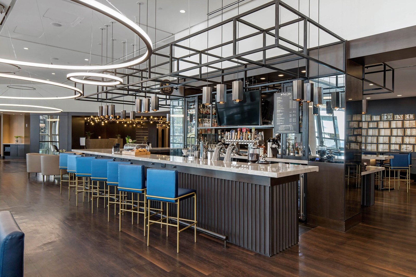 Omni Charlotte Hotel, trade restaurant & bar