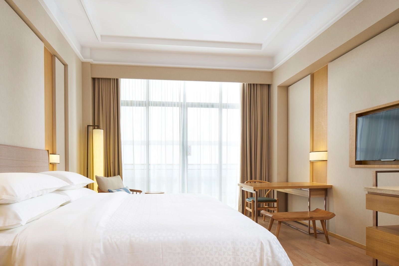 Four Points by Sheraton Chengdu Pujiang Resort — rooms