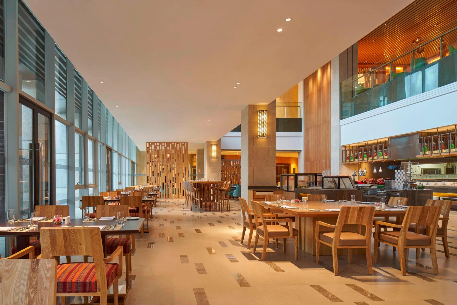 Four Points by Sheraton Chengdu Pujiang Resort — eat & drink