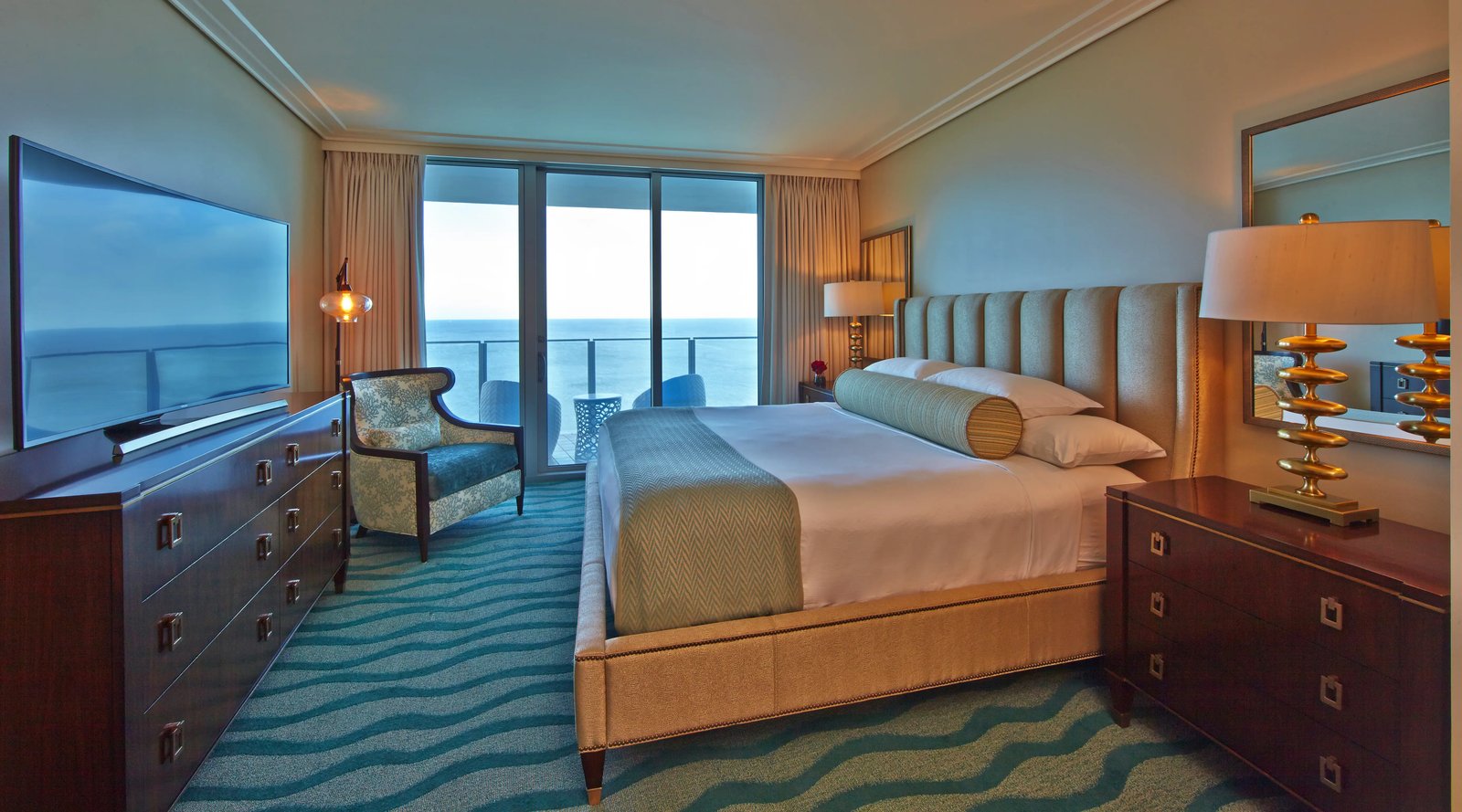 Opal Sands Resort, rooms