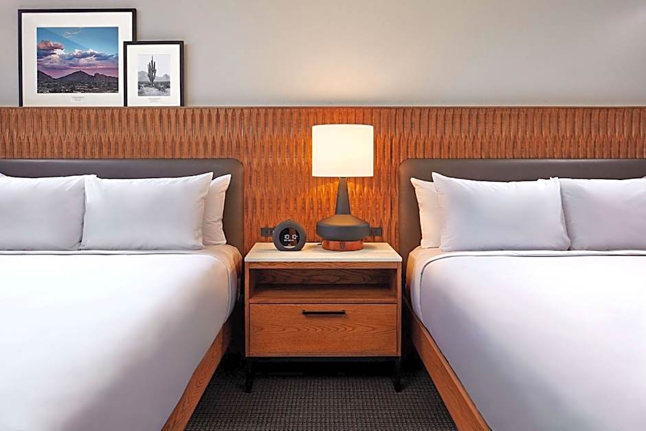 Senna House Hotel Scottsdale, Curio Collection by Hilton