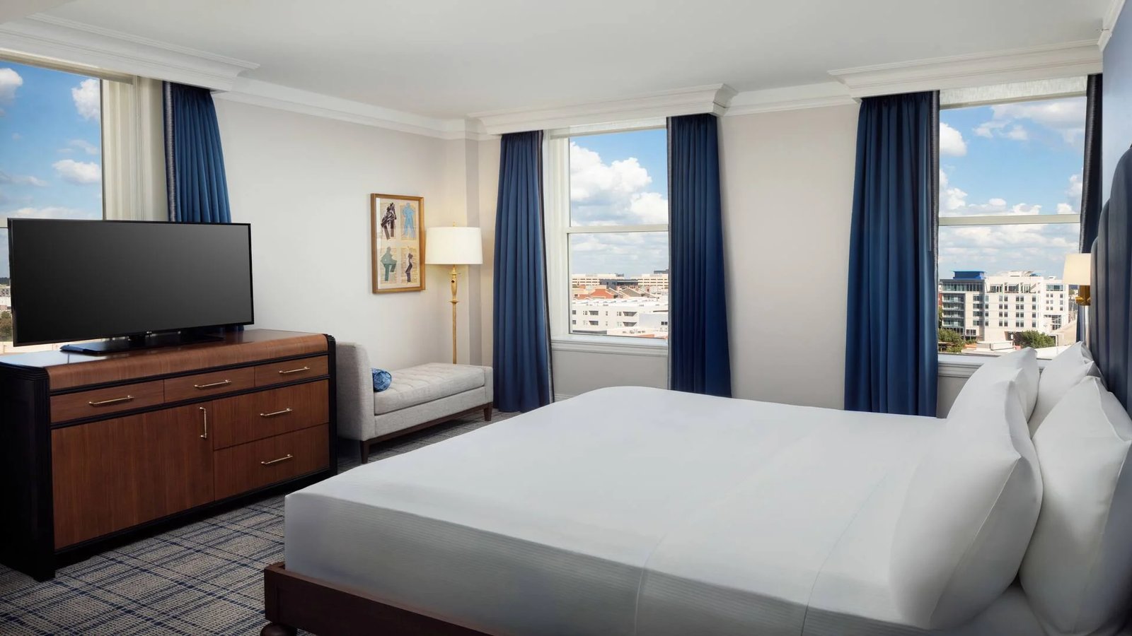 Skirvin Oklahoma City, a Hilton Hotel