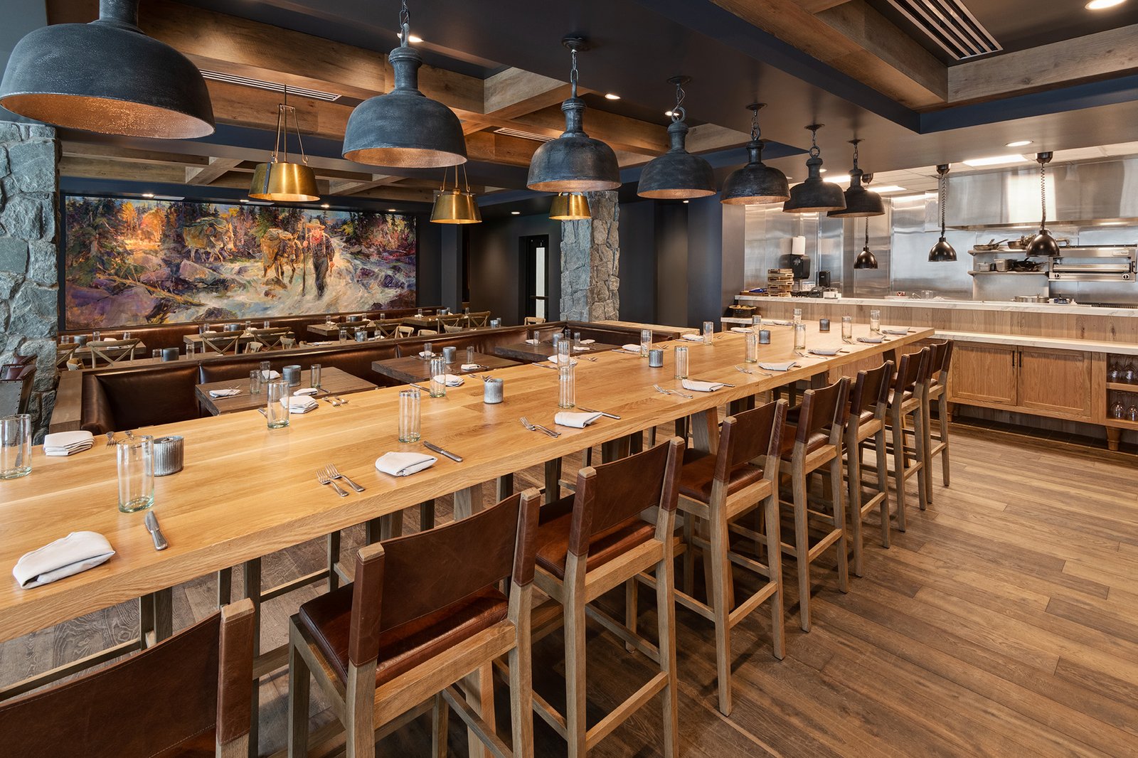 Snowpine Lodge, swen’s restaurant
