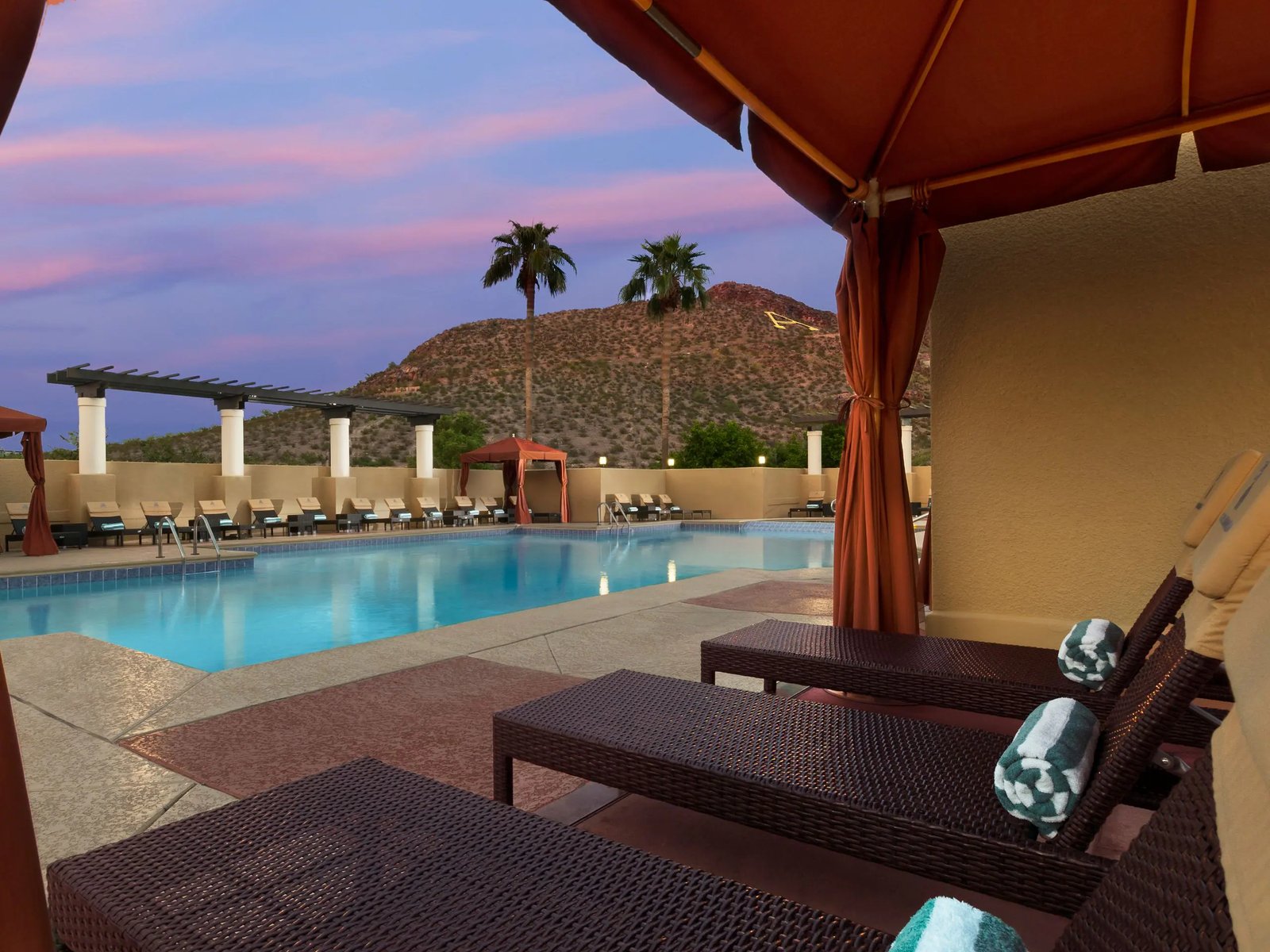 Tempe Mission Palms, a Destination by Hyatt Hotel, the pool