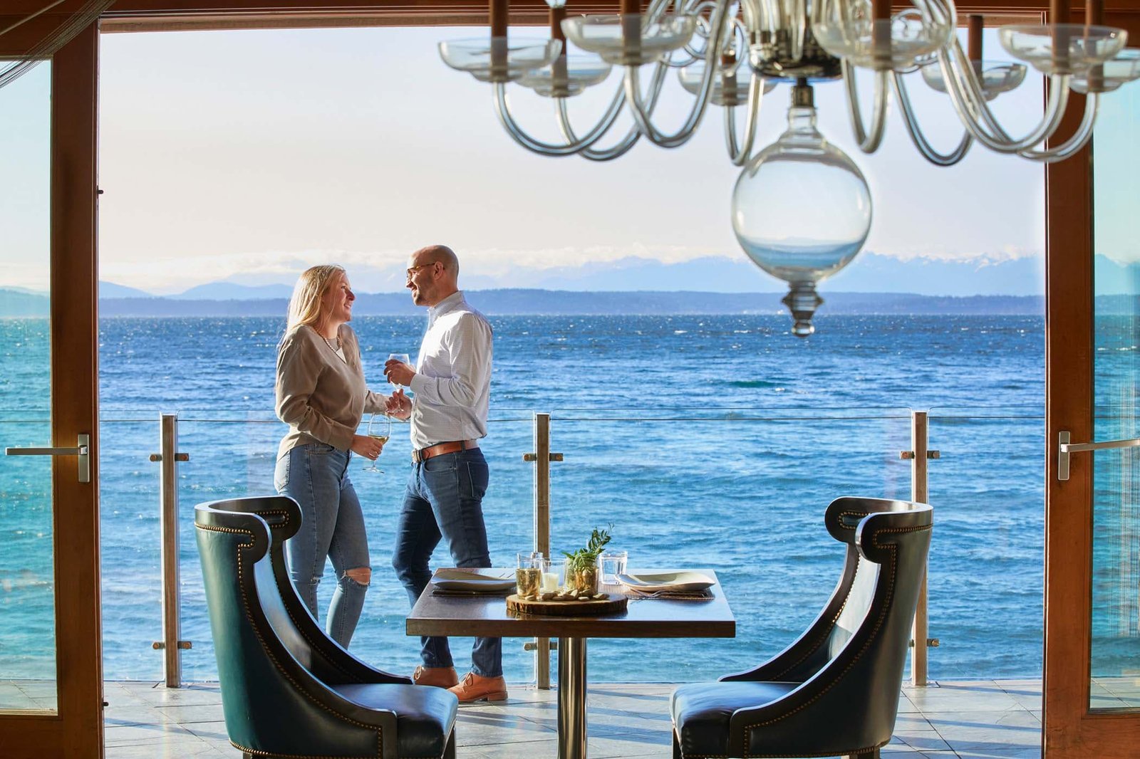The Edgewater Hotel, six seven restaurant