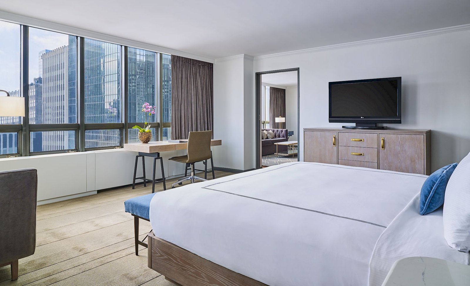 The Marquette Hotel, Curio Collection by Hilton, rooms