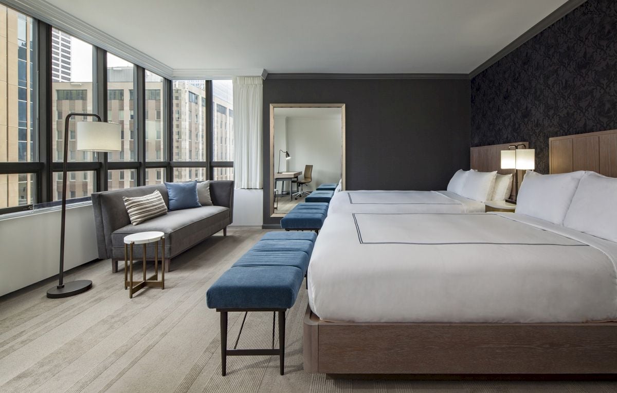 The Marquette Hotel, Curio Collection by Hilton