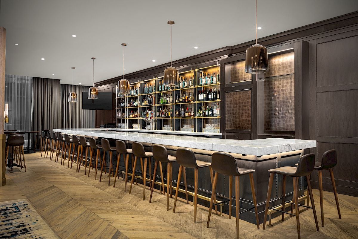 The Marquette Hotel, Curio Collection by Hilton, at the table
