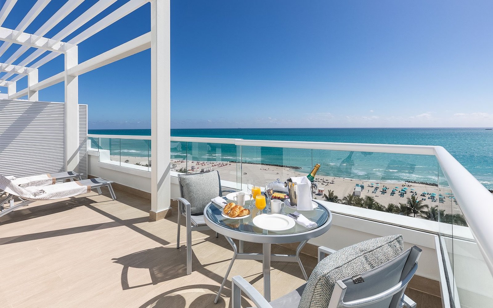 The Palms Hotel & Spa
