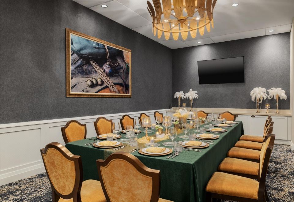The Peregrine Omaha Downtown, Curio Collection by Hilton