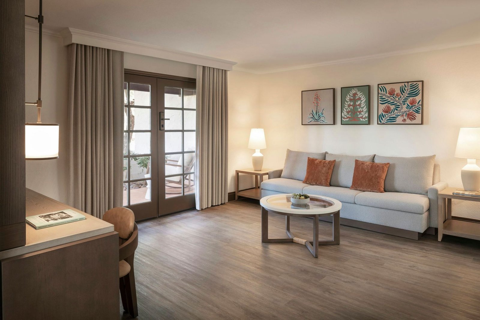 The Scottsdale Resort and Spa, Curio Collection by Hilton