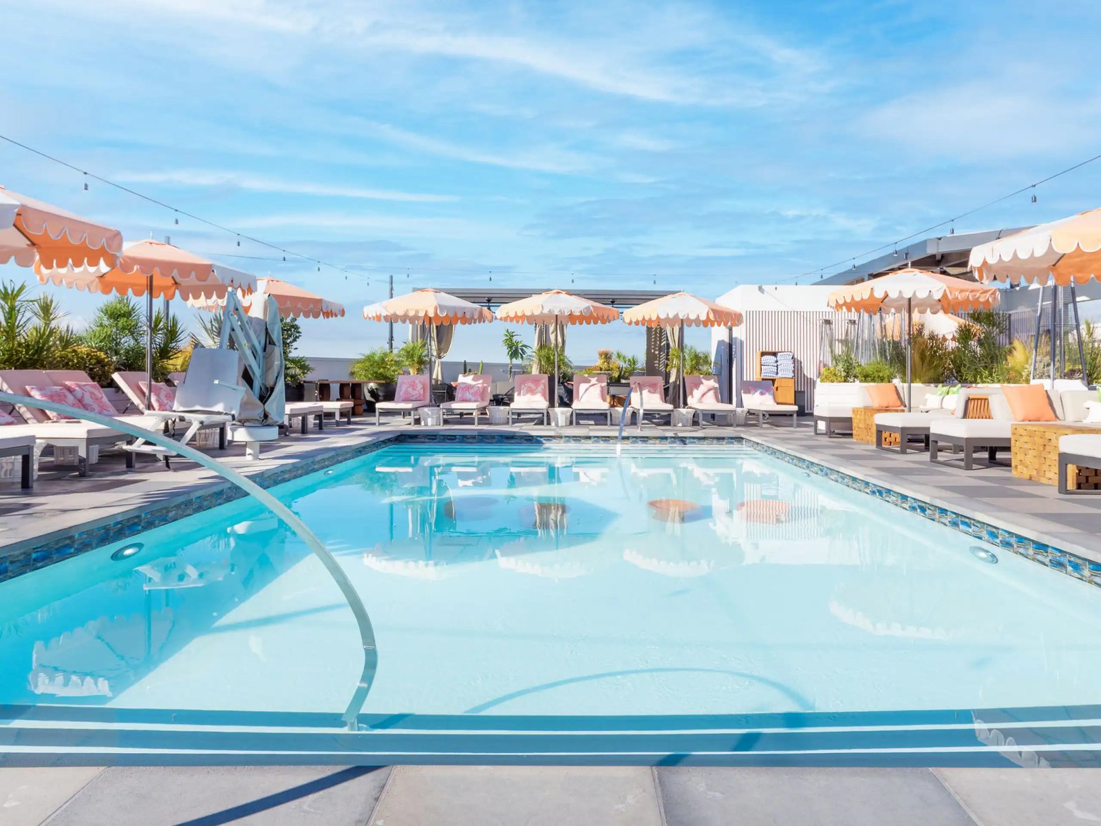 The Shay, a Destination by Hyatt Hotel
