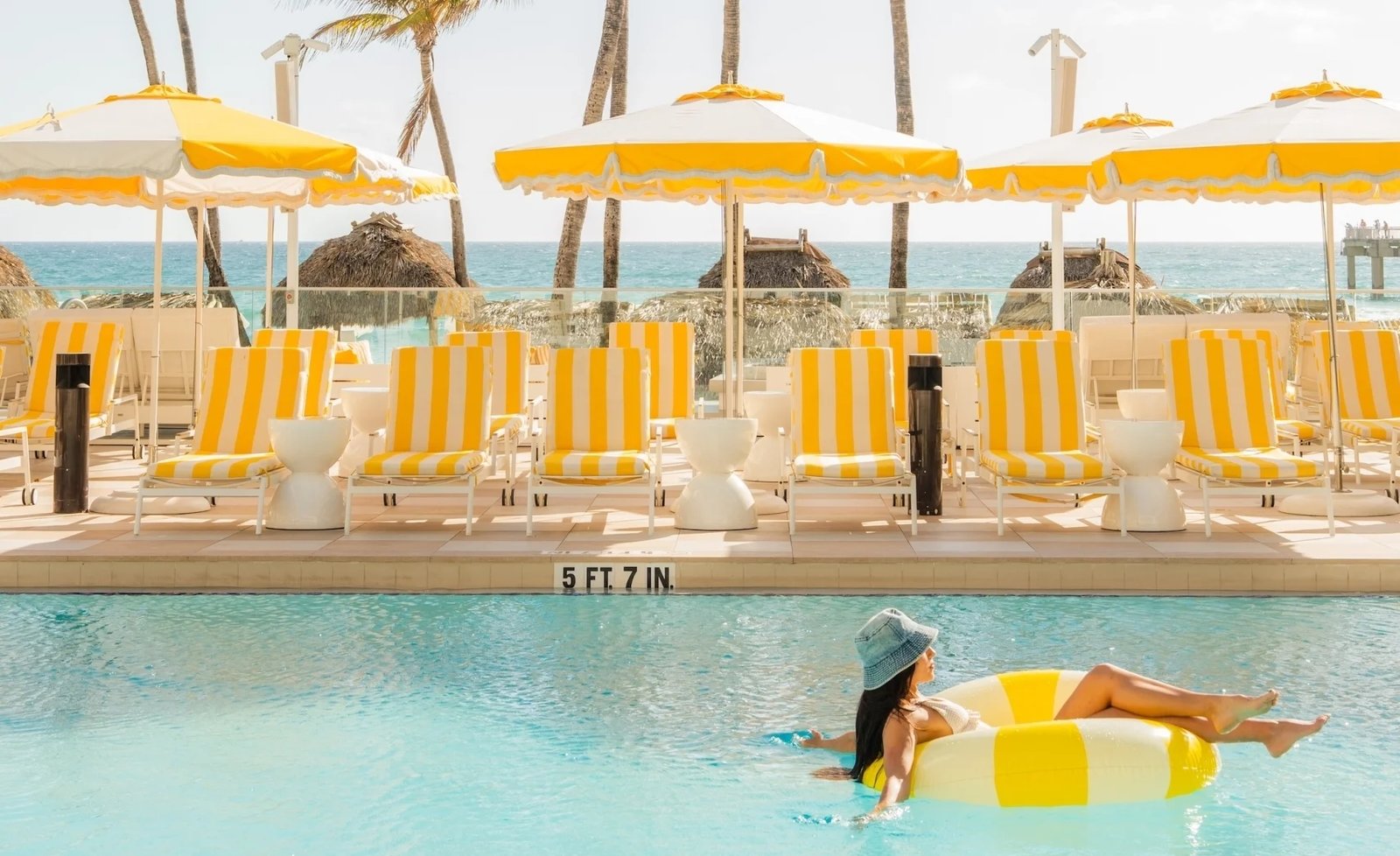 The Sunny Miami Sunny Isles Beach, Curio Collection by Hilton