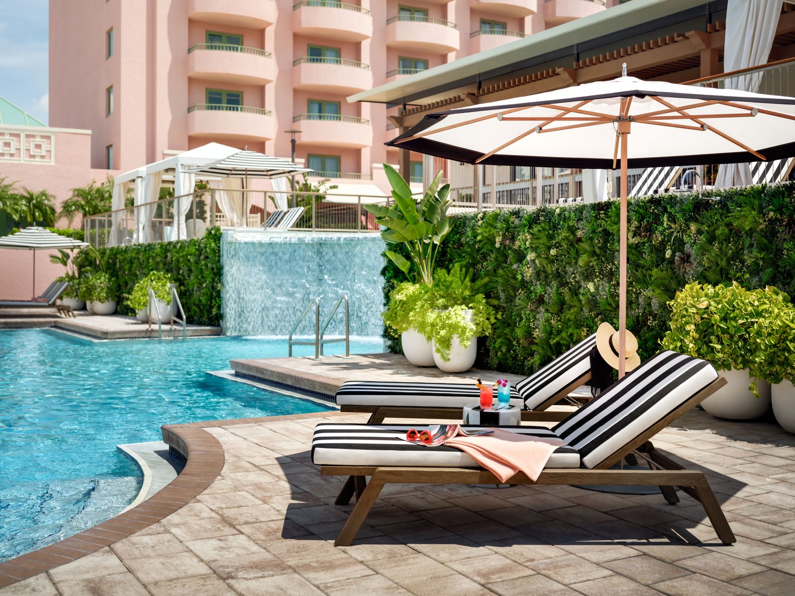 The Vinoy Resort & Golf Club, Autograph Collection, the pool