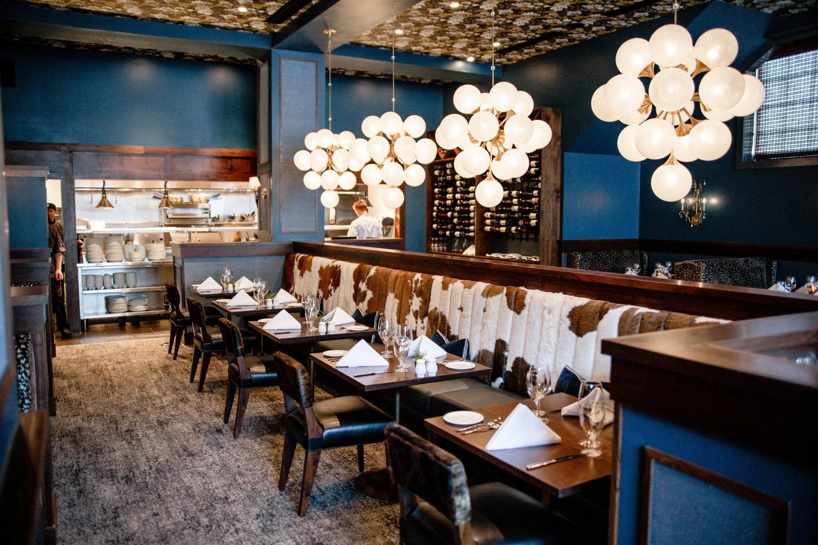 The Virginian Lynchburg, Curio Collection by Hilton, at the table