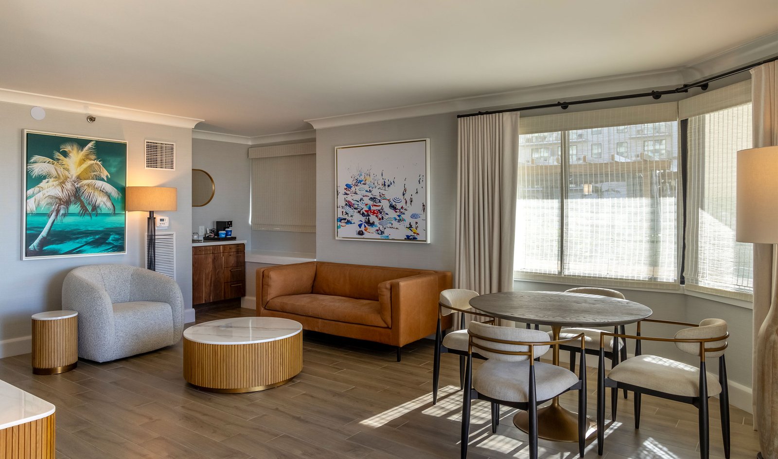 The Waterfront Beach Resort, a Hilton Hotel, rooms
