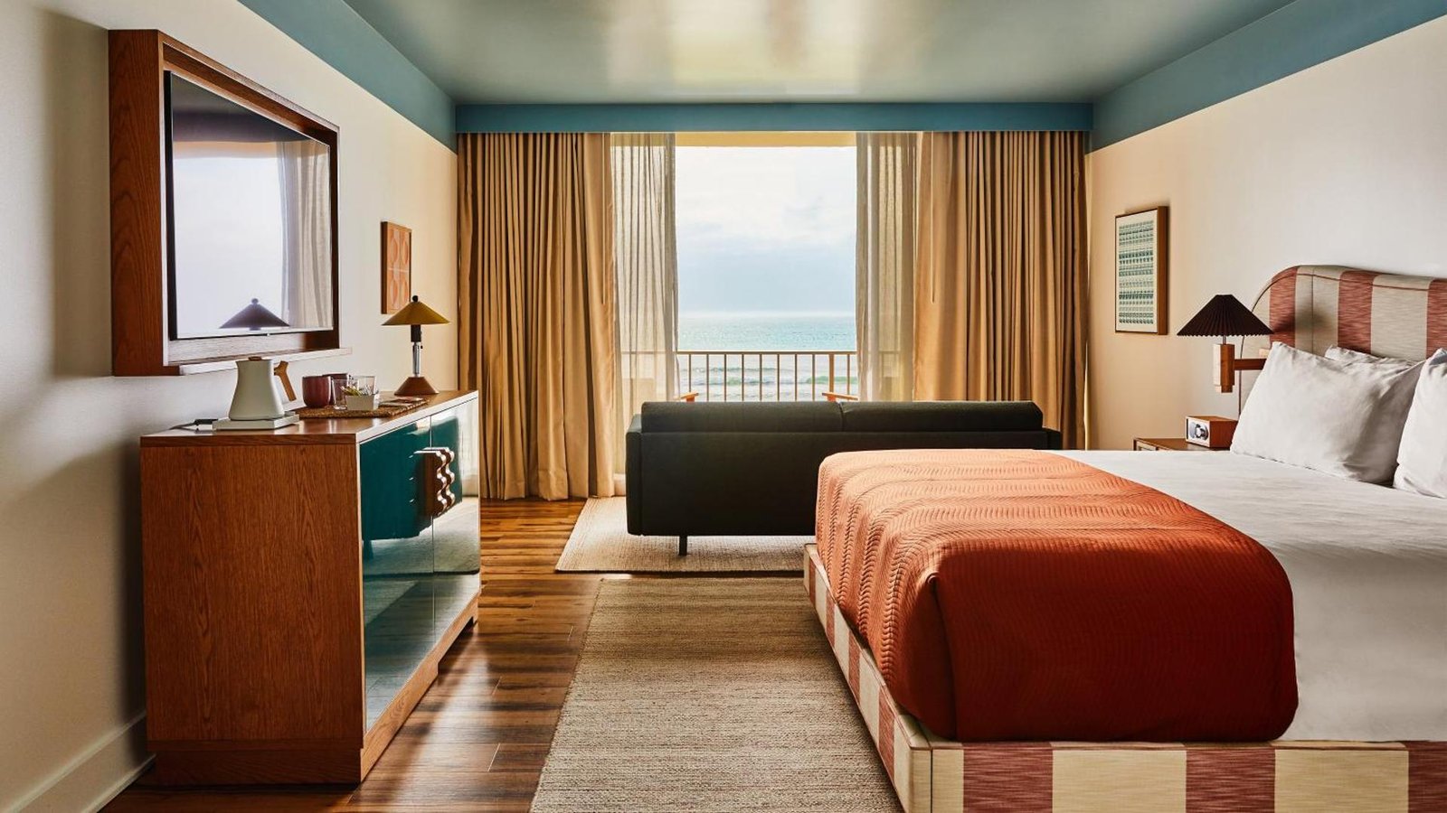 Trailborn Surf & Sound, rooms