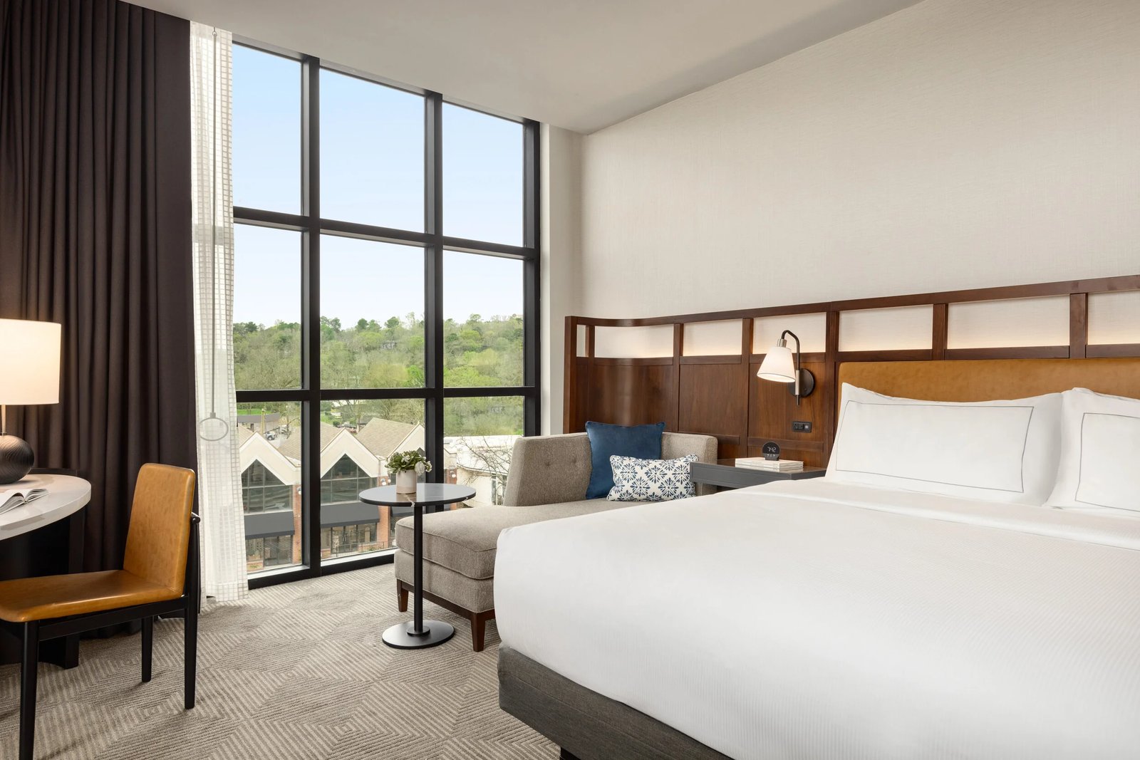 Valley Hotel Homewood Birmingham, Curio Collection by Hilton, rooms