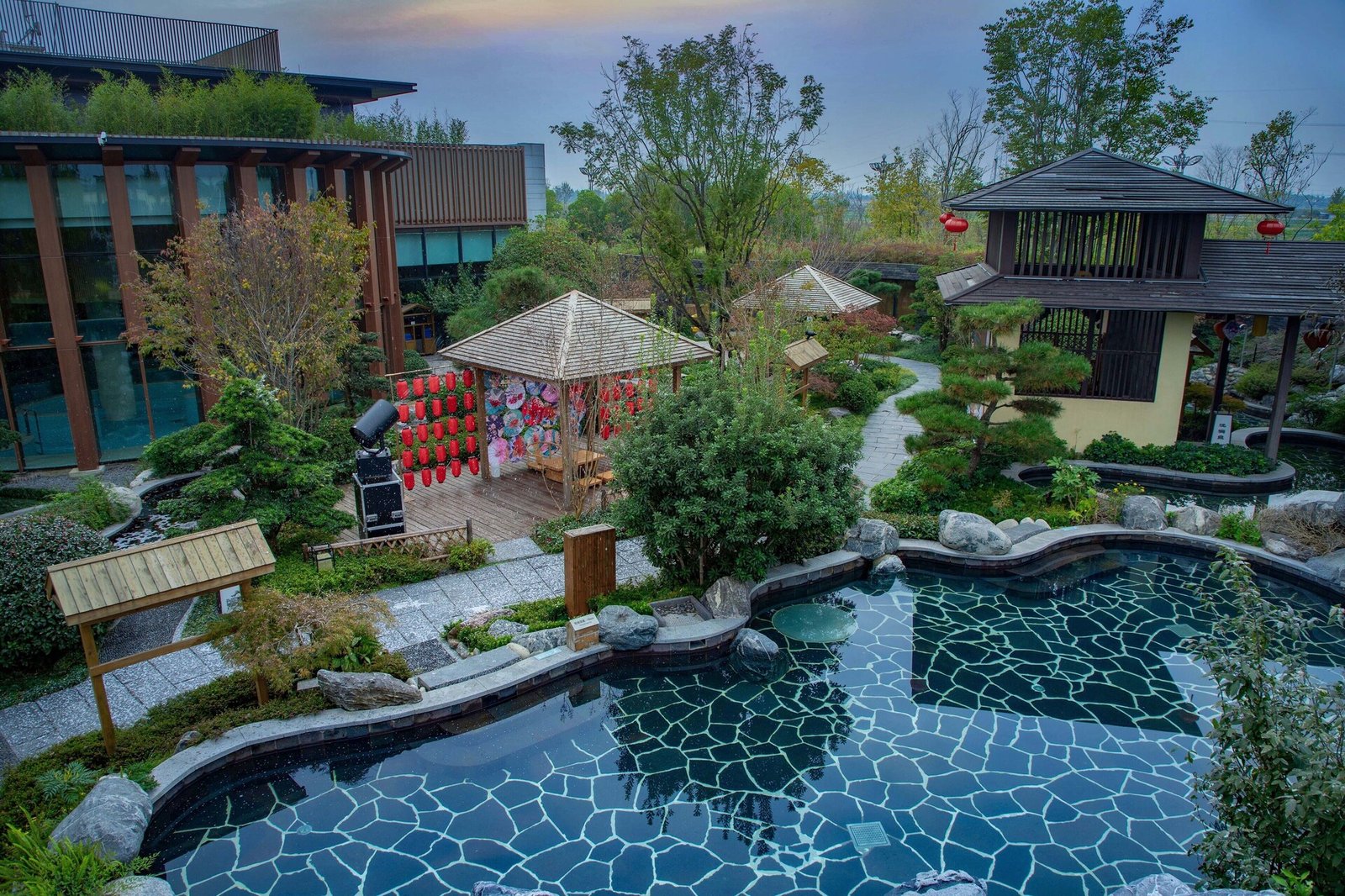 Ocean Spring Resort Chengdu, the pool