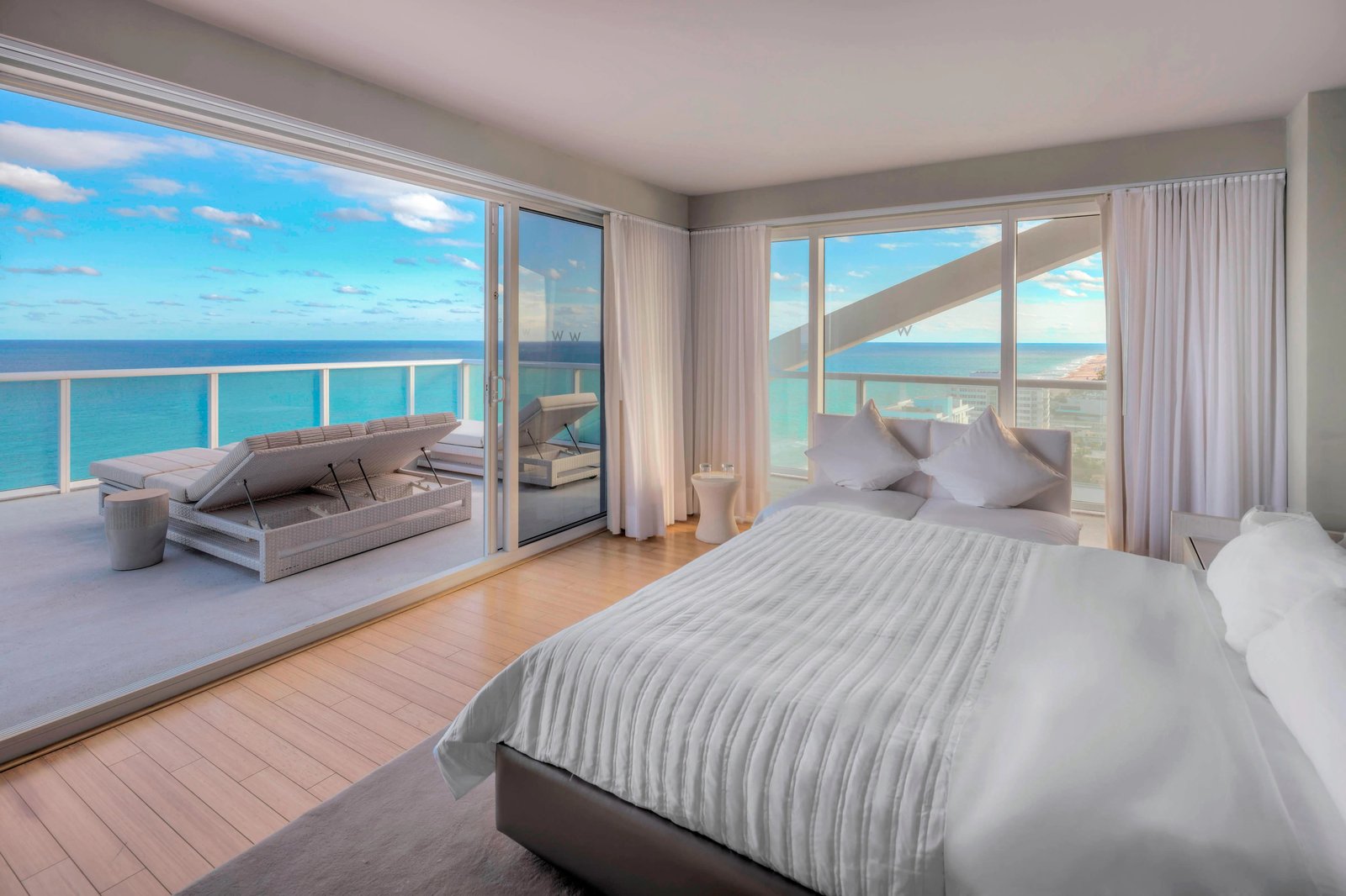 W Fort Lauderdale, rooms