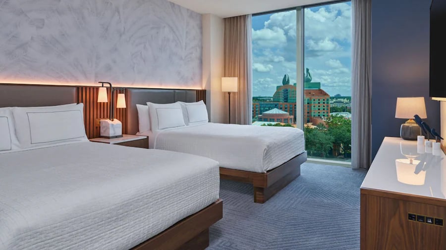 Walt Disney World Swan Reserve, rooms