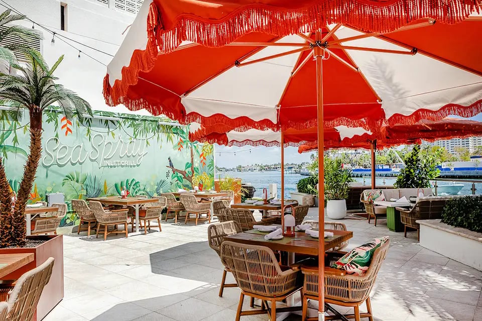 Waterstone Resort & Marina Boca Raton, Curio Collection by Hilton, seaspray