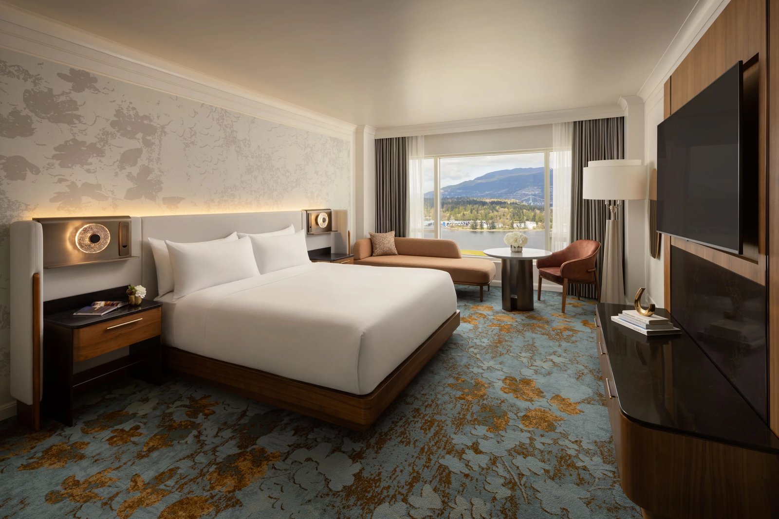 Fairmont Waterfront, rooms