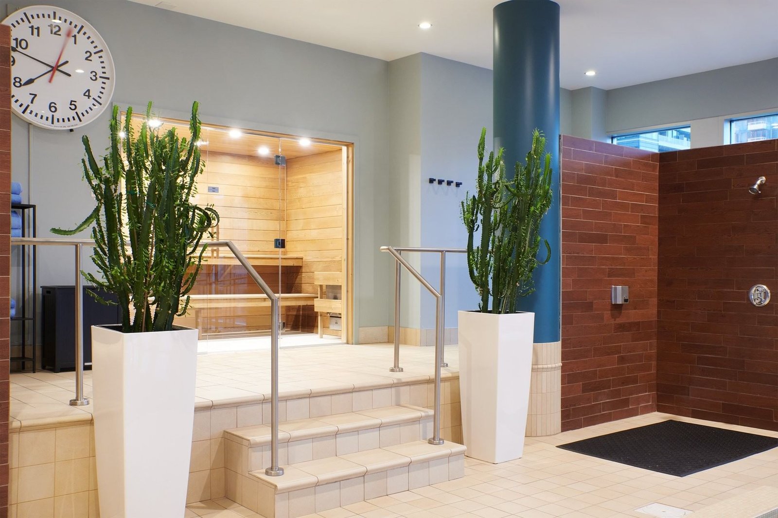 Warwick Le Crystal, the spa
