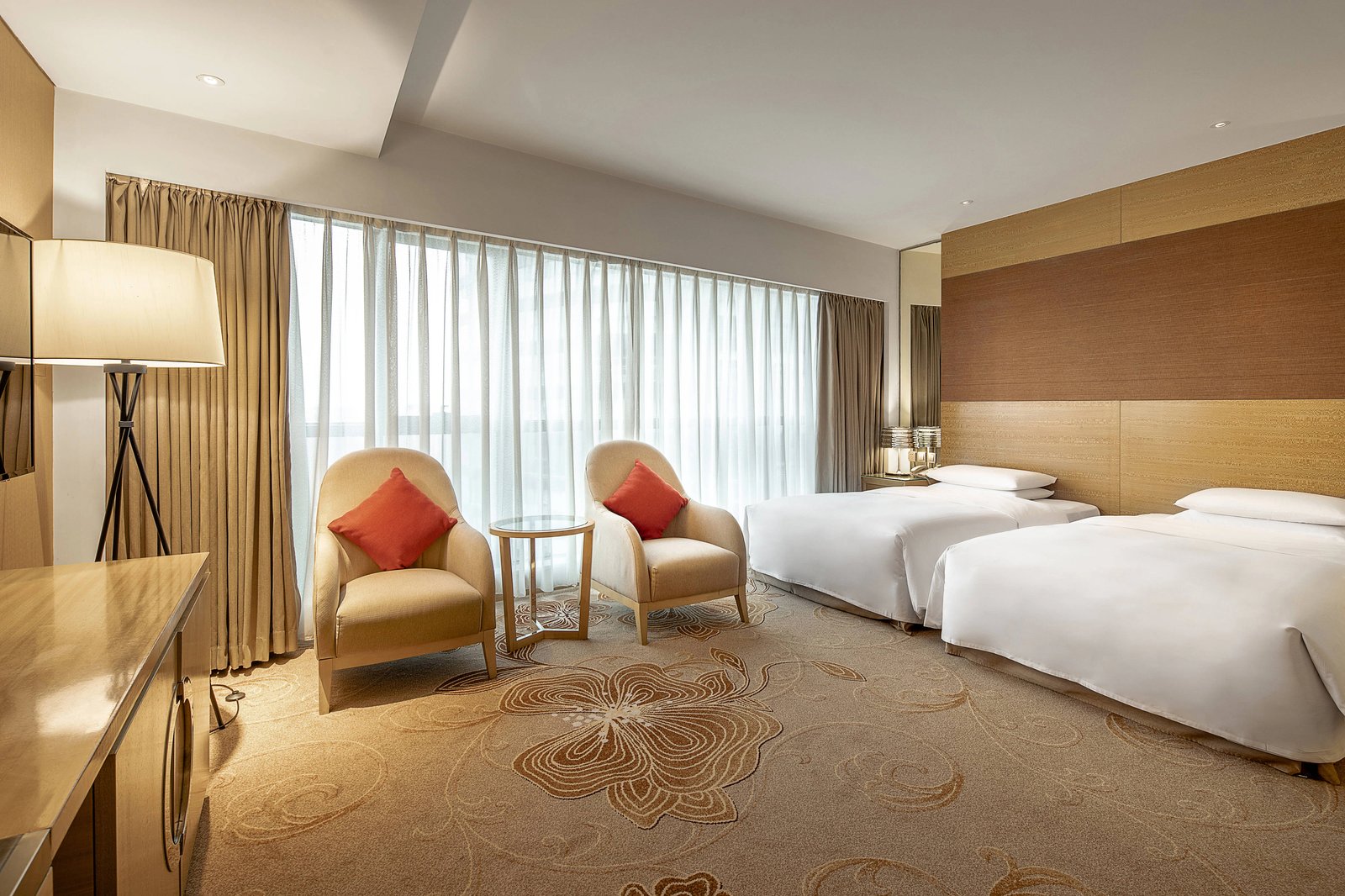 Renaissance Chengdu Hotel — rooms
