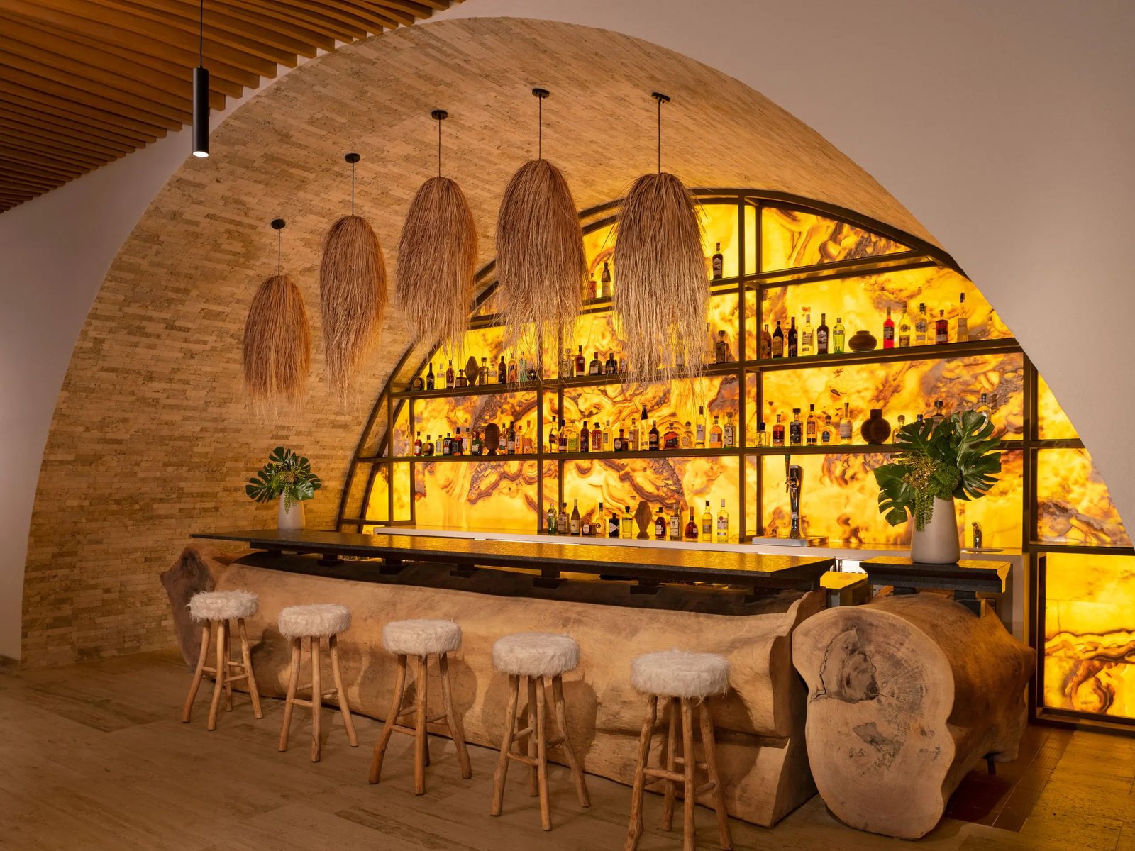 Impression Isla Mujeres by Secrets, at the table