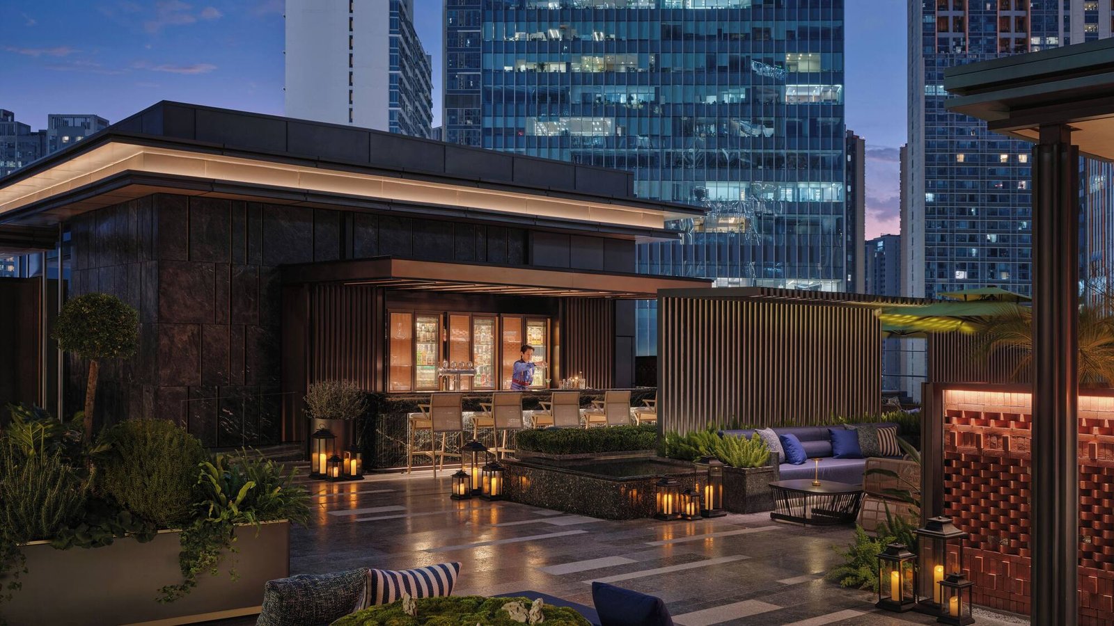 DoubleTree by Hilton Chengdu Longquanyi — eat & drink