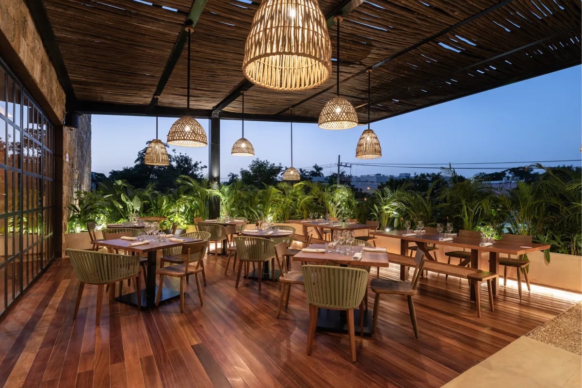 Hotel Las Brisas Mérida, at the table