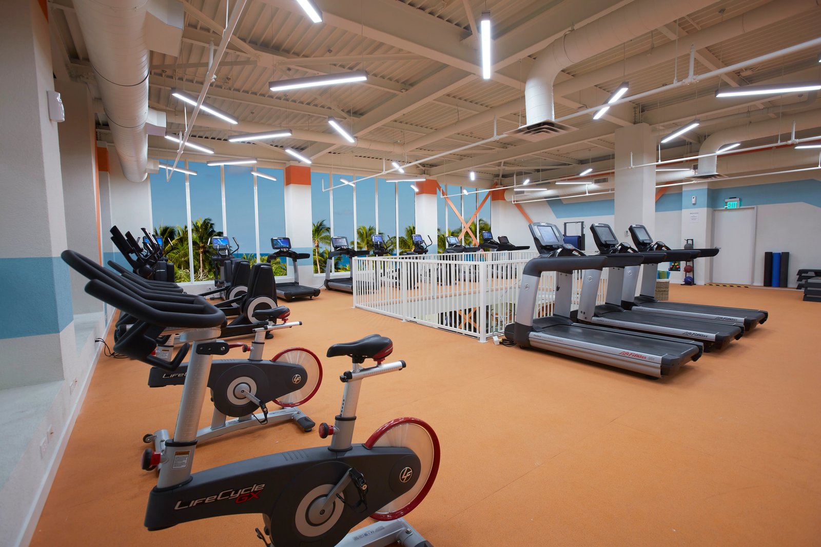 Aruba Marriott Resort & Stellaris Casino, the gym and sauna