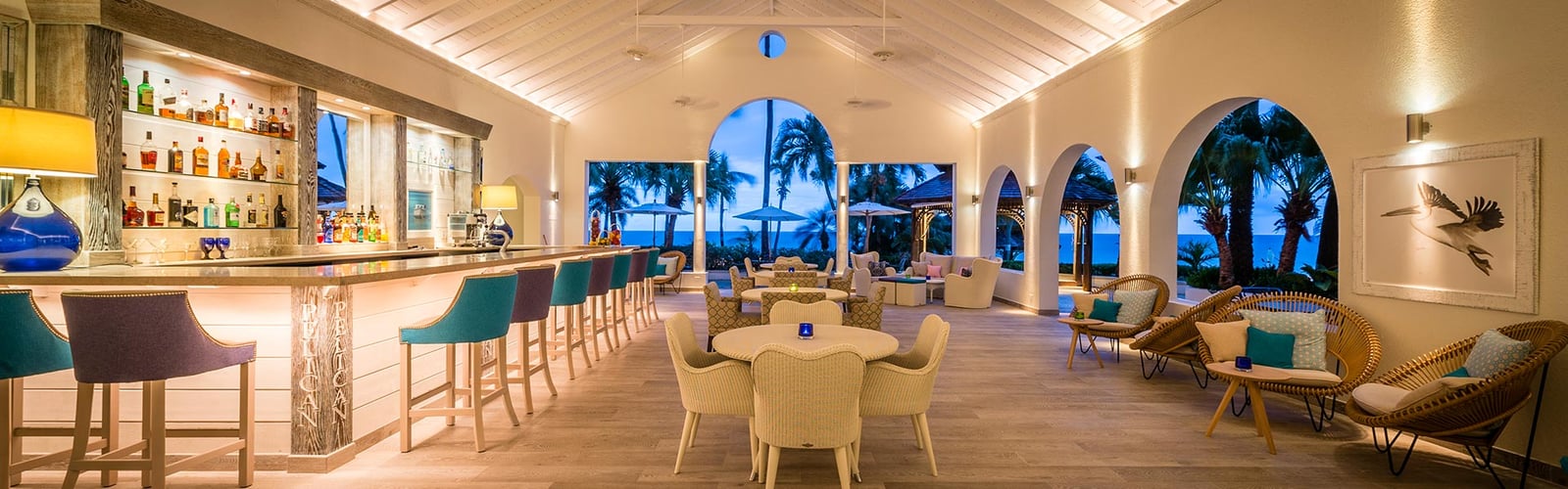 Blue Waters Resort and Spa, pelican bar