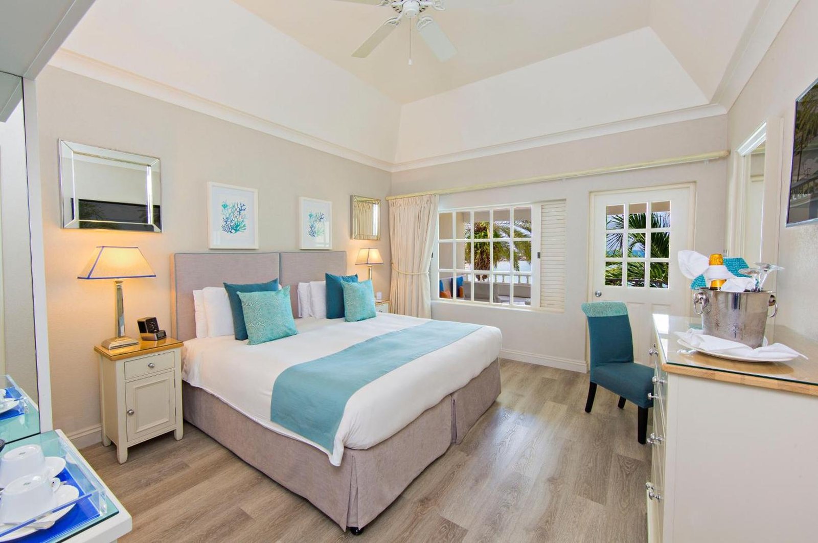 Blue Waters Resort and Spa, rooms