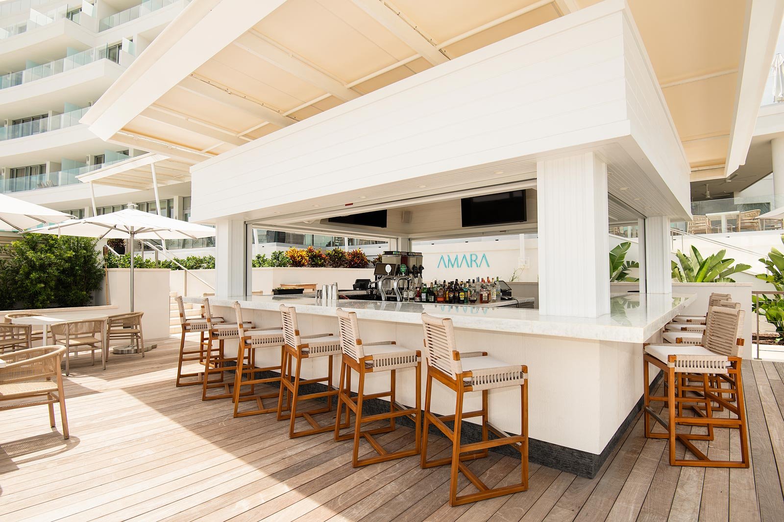 Goldwynn Resort & Residences, at the table