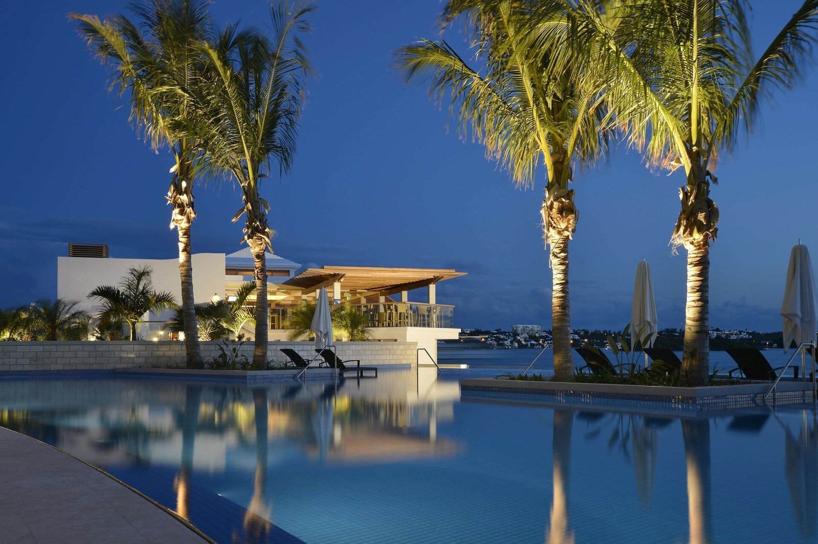 Hamilton Princess & Beach Club, the pool