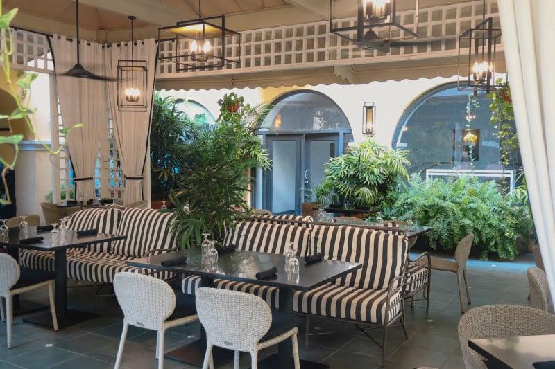 Hotel El Convento, patio del níspero