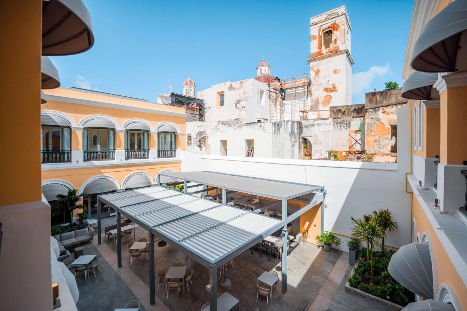 Hotel Palacio Provincial, consular restaurant & bar