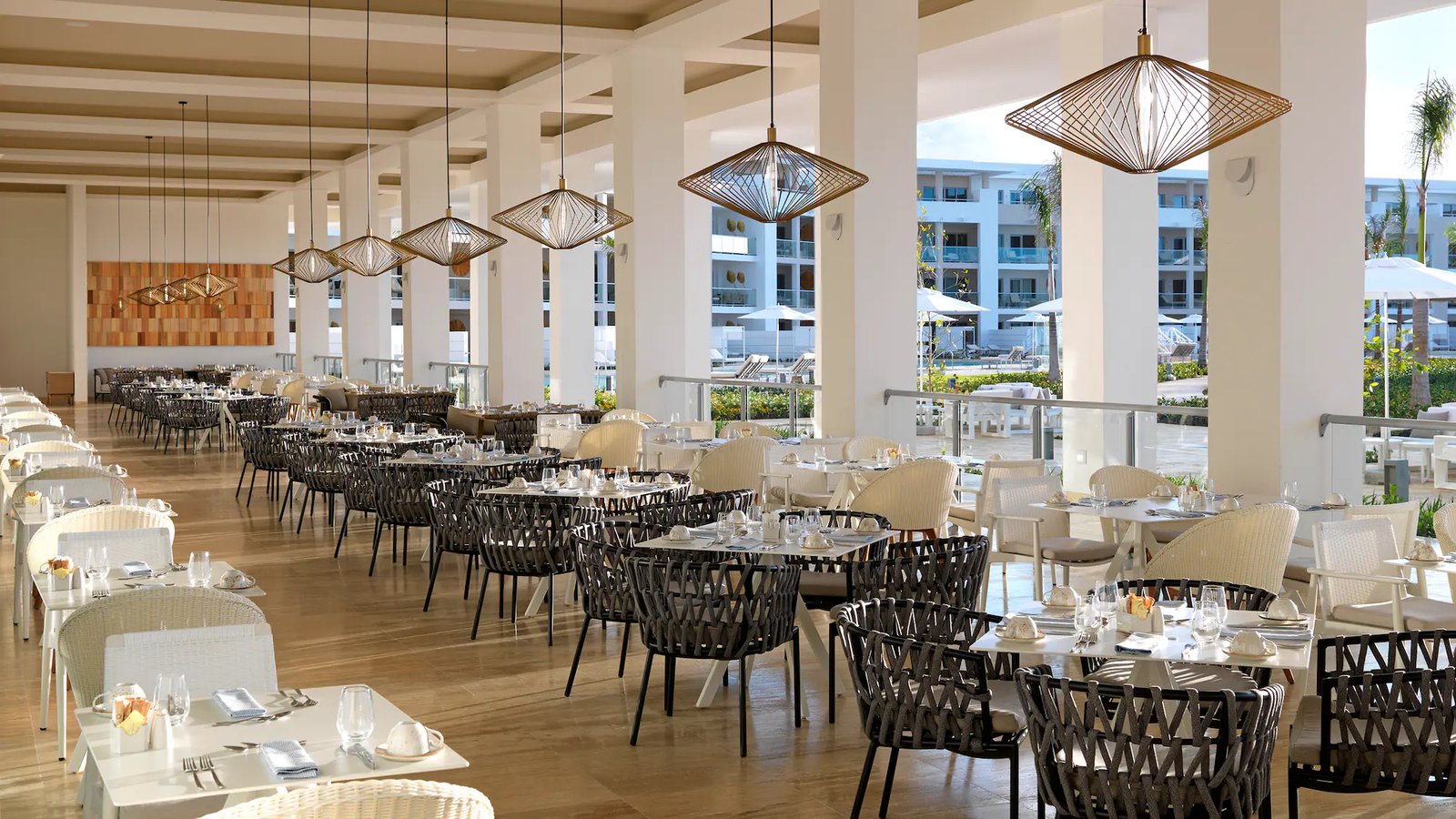 Paradisus Grand Cana - All Suites, at the table