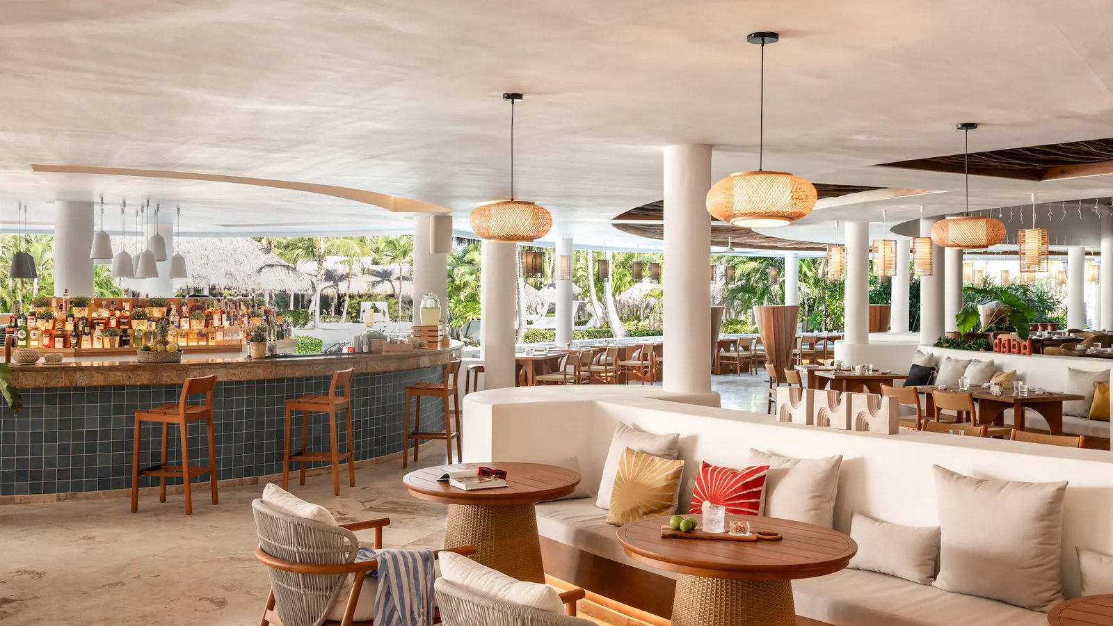 Zel Punta Cana, at the table