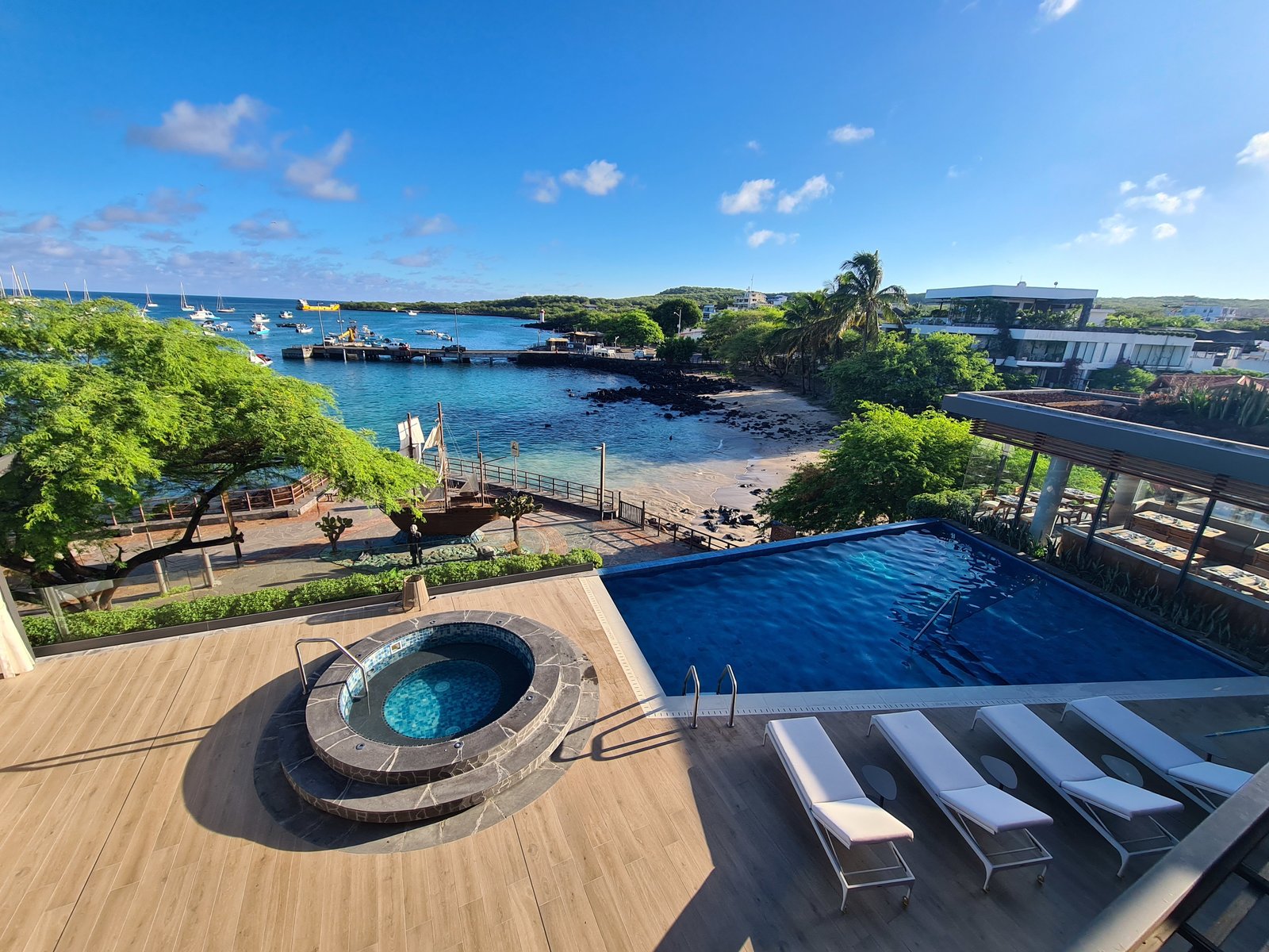 Hotel Indigo Galapagos by IHG, the pool