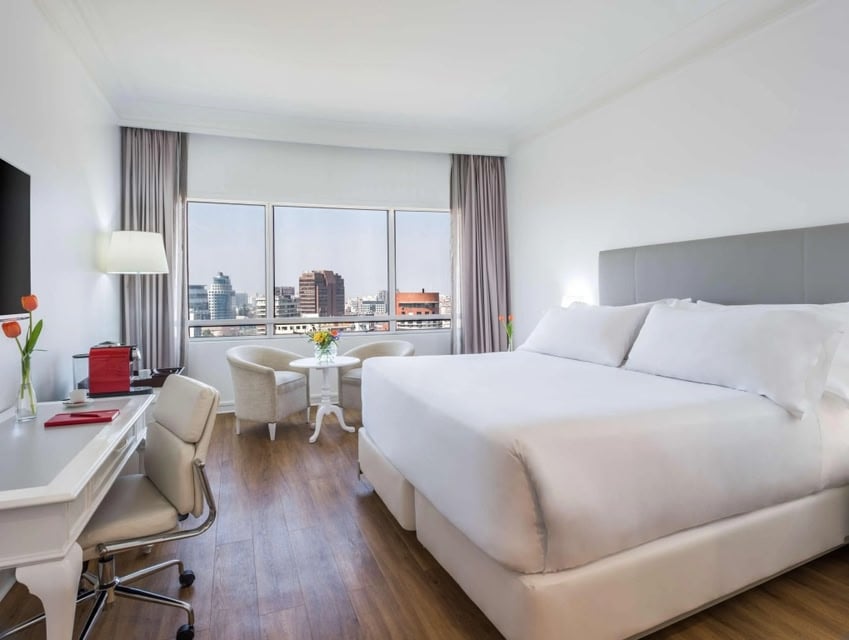 Hotel NH Collection Plaza Santiago
