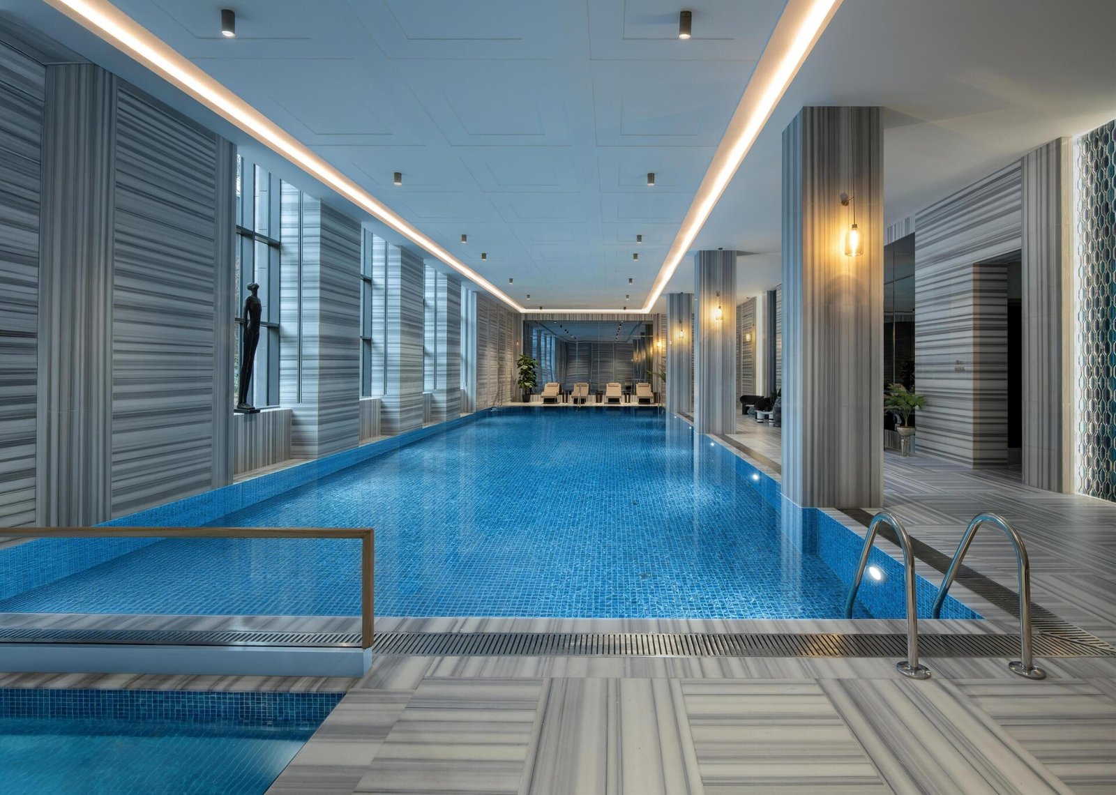 Altunizade Suites Istanbul, Curio Collection by Hilton, the pool
