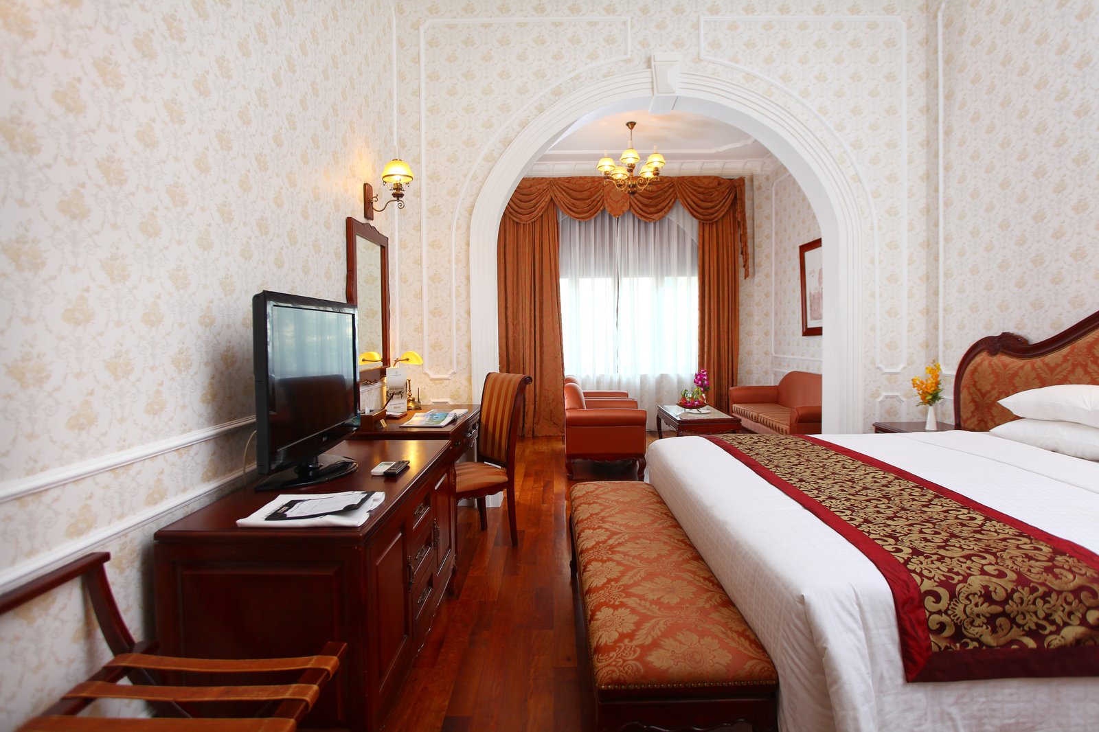 Hotel Continental Saigon — rooms