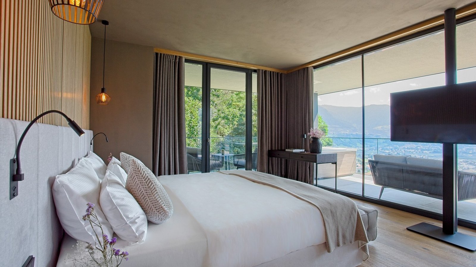Avidea, rooms