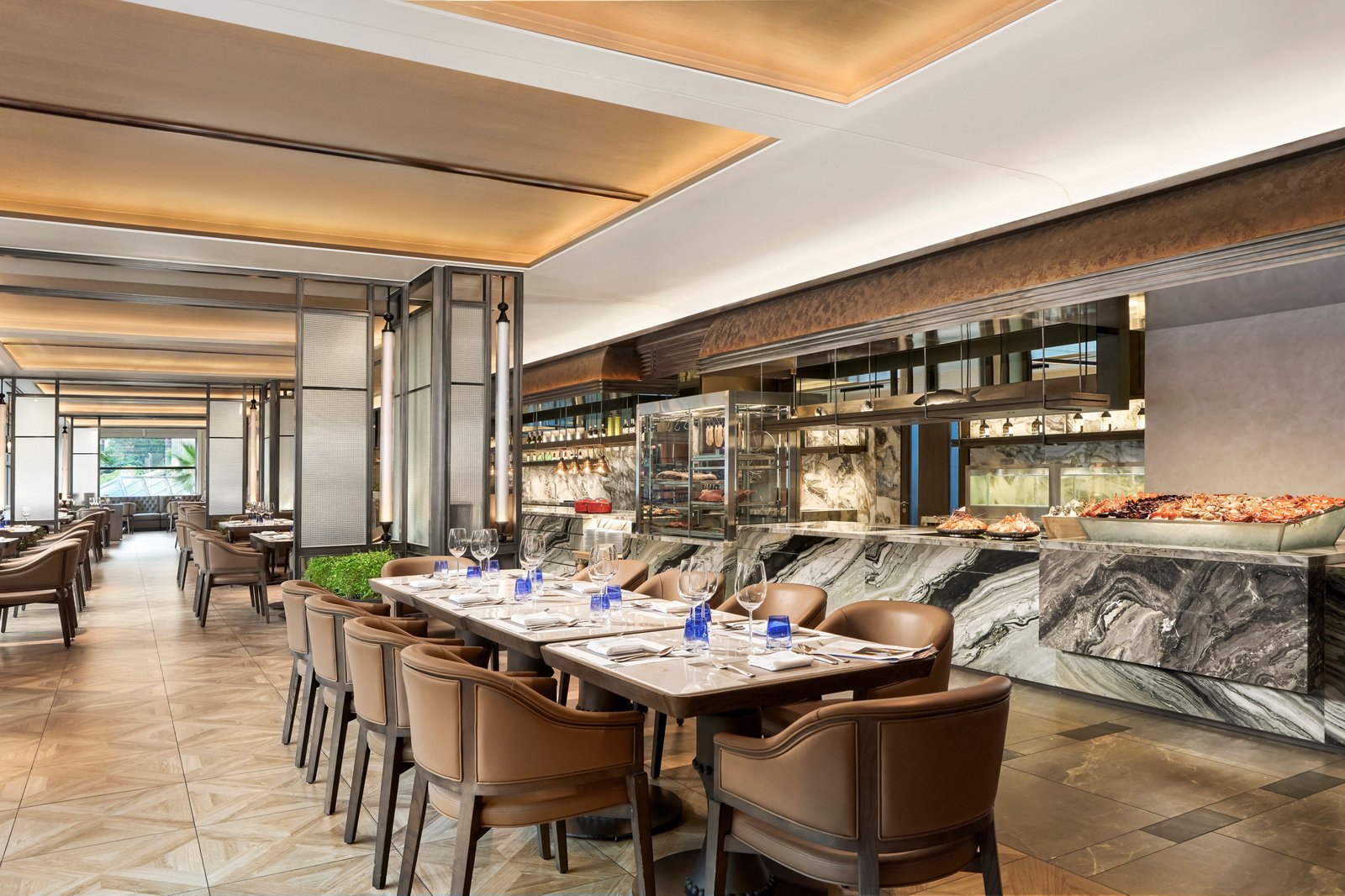 JW Marriott Hotel & Suites — eat & drink