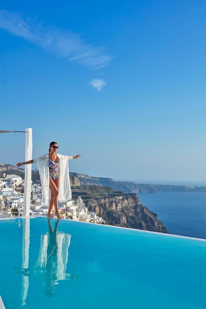 Cosmopolitan Suites